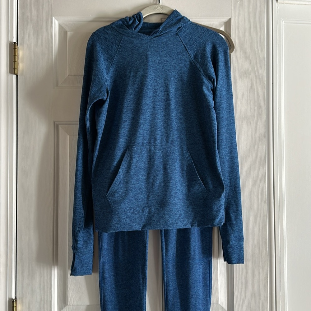 Outdoor voices lightweight cloud knit hoodie and cloud knit matching joggers